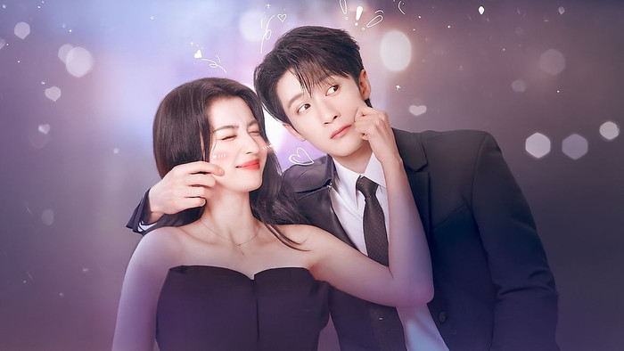 Là một trong những dự án cổ trang nhận được nhiều sự quan tâm, Trục Ngọc quy tụ Trương Lăng Hách và Điền Hi Vi. Phim được chuyển thể từ tiểu thuyết cùng tên của Nguyệt Hạ Điệp Ảnh, kể về nữ đồ tể Phàn Trường Ngọc vô tình cứu sống Vũ An Hầu Tạ Chinh. Hai người kết hôn giả để che giấu thân phận và giúp đỡ lẫn nhau vượt qua nghịch cảnh. Trải qua chiến loạn cùng những cuộc tranh đấu quyền lực, mối quan hệ ban đầu dần trở thành tình yêu chân thành.