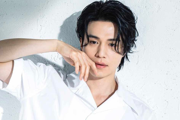 Nam diễn viên Lee Dong Wook hiếm hoi chia sẻ về hình mẫu bạn đời lý tưởng.
