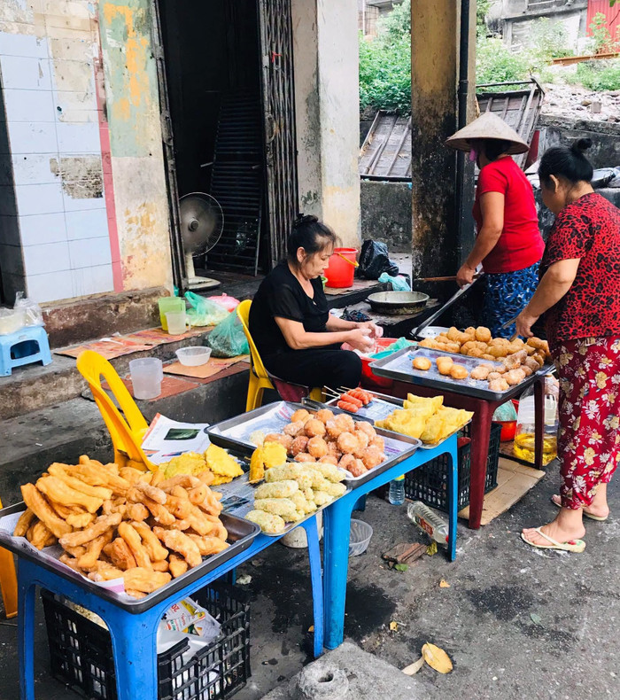 Một quán bánh rán lâu đời ở Bắc Ninh. &nbsp;Ảnh: Địa điểm ăn ngon Bắc Ninh