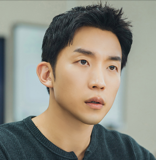 Nhân vật Lee Dong Jin được Lee Sang Yi miêu tả bằng ba từ khóa: 'sói đen', 'chuột chũi' và 'sự bền bỉ'.