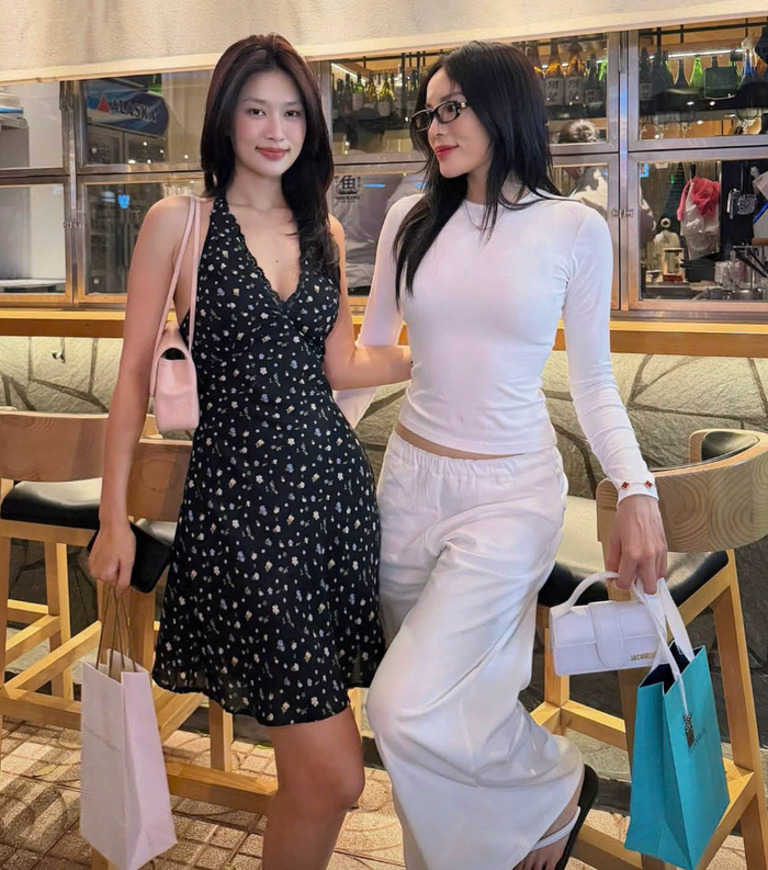 Kỳ Duyên và Thiên Ân từng chi tiền 'khủng' để tặng quà cho đối phương vào mỗi dịp đặc biệt. Ảnh: FBNV