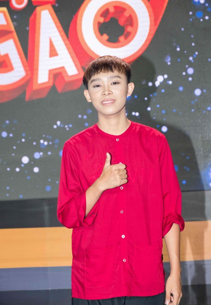 Ca sĩ Hồ Văn Cường.