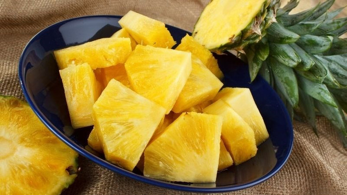 Hàm lượng chất xơ trong dứa cũng góp phần hỗ trợ hoạt động của đường ruột. (Ảnh minh họa từ Internet)