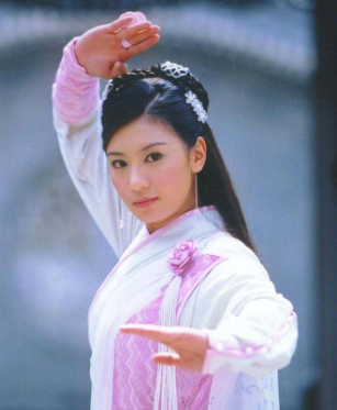 Giả Tịnh Văn ghi dấu với một Triệu Mẫn thông minh, lanh lợi, gắn liền với tuổi thơ của nhiều khán giả châu Á.