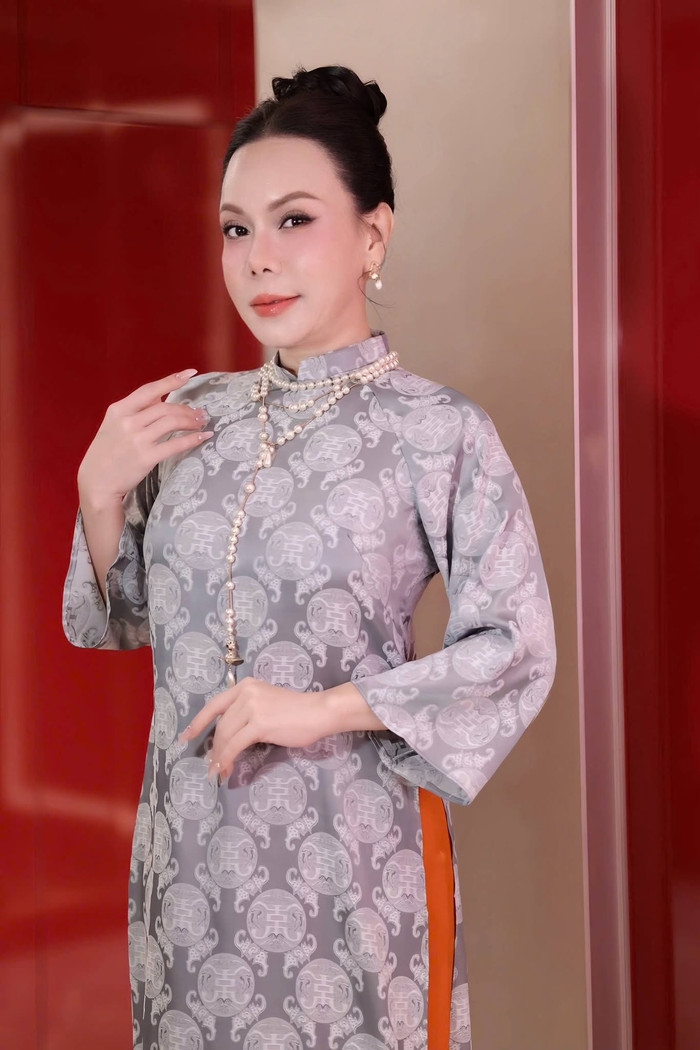 Việt Hương phủ sóng mạng xã hội theo cách ít ai ngờ tới (Ảnh: FBNV).