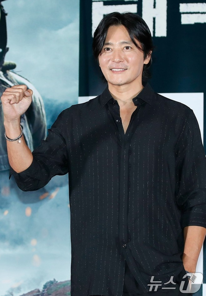 Go So Young cho biết Jang Dong Gun luôn có những phản ứng rất tích cực mỗi khi cô làm điều gì đó.