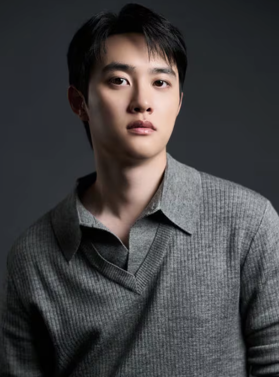 Nếu đúng, Doh Kyung Soo sẽ vào vai Kim In Jong, chàng trai vô tình mắc kẹt trong trung tâm thương mại giữa thảm họa zombie.