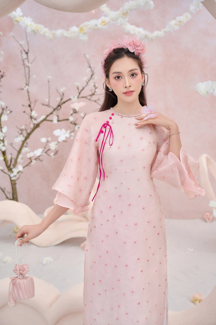 Hoa hậu Tiểu Vy quê ở Đà Nẵng.