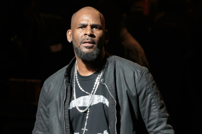 R. Kelly nộp đơn xin ân xá, tìm cơ hội thoát án tù 30 năm Ảnh 2
