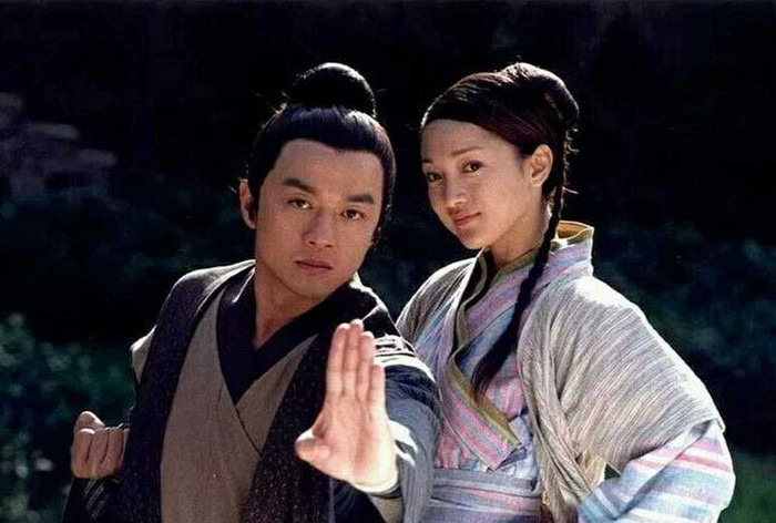 Lý Á Bằng và Châu Tấn trở thành cặp đôi Quách Tĩnh - Hoàng Dung kinh điển của màn ảnh Hoa ngữ.&nbsp;