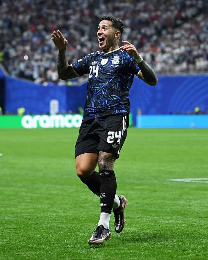Tuyển Argentina gặp Tây Ban Nha ở chung kết. Ảnh: FIFA