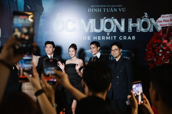 Ý tưởng hoán đổi linh hồn và những cú 'twist' liên tiếp giúp Ốc Mượn Hồn tạo nên nhiều ý kiến trái chiều từ khán giả. Ảnh: NSX.&nbsp;