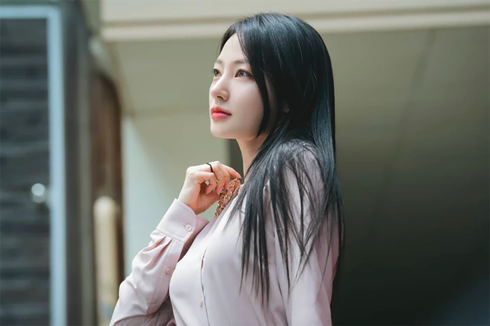 Những ồn ào của Song Ha Yoon khiến dư luận xứ Hàn 'dậy sóng'.