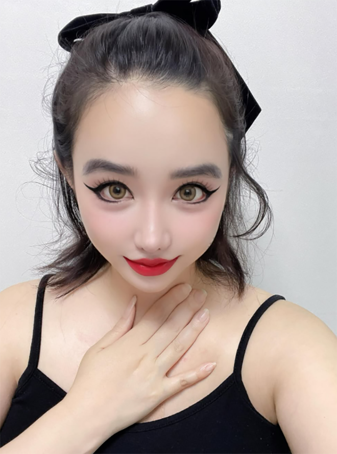 Hình ảnh mới vừa được Park Bom chia sẻ.