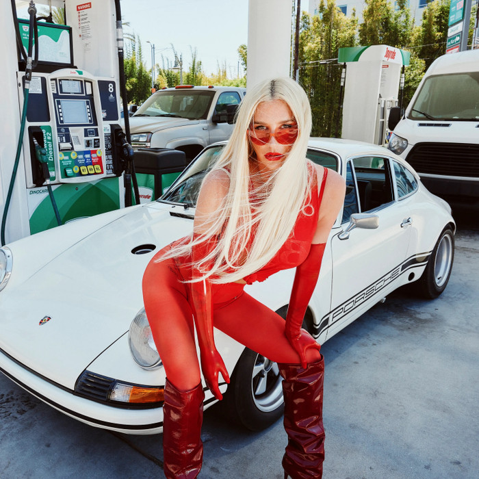 Kesha thừa nhận album thất bại đã giúp cô đổi đời: 'Chính nó mang lại cho tôi sự tự do' Ảnh 3