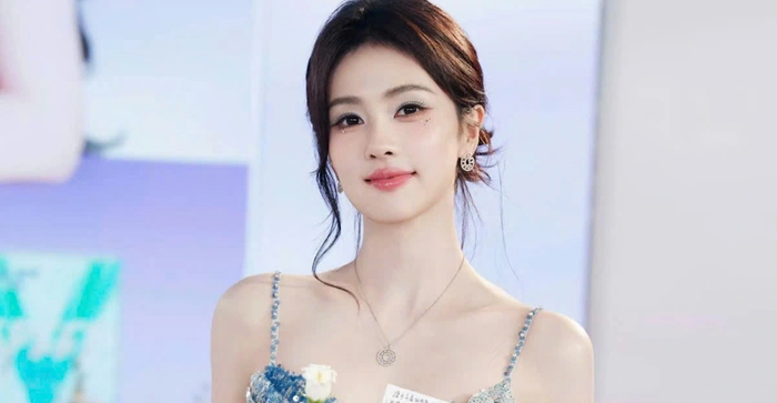 Việc kết thúc mối quan hệ hợp tác kéo dài 10 năm với Hoan Ngu Ảnh Thị được xem là bước ngoặt đáng chú ý trong sự nghiệp của Bạch Lộc.&nbsp;