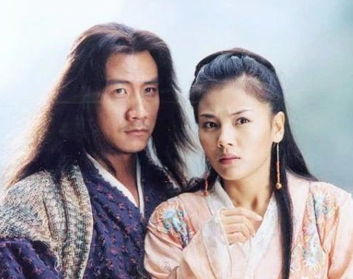 A Châu là một trong những nữ nhân có kết cục bi thương nhất dưới ngòi bút Kim Dung khi hy sinh vì tình yêu và gia đình.