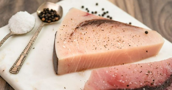 Thịt cá kiếm cắt lát