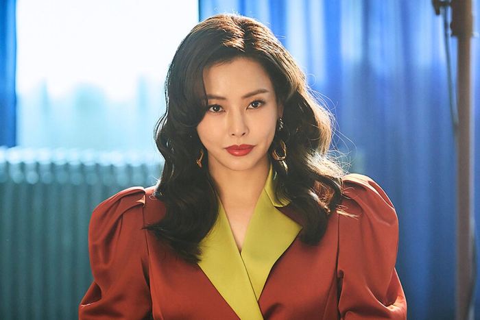Nữ diễn viên Lee Honey vừa nhận quyết định miễn truy tố từ phía cơ quan công tố Hàn Quốc.