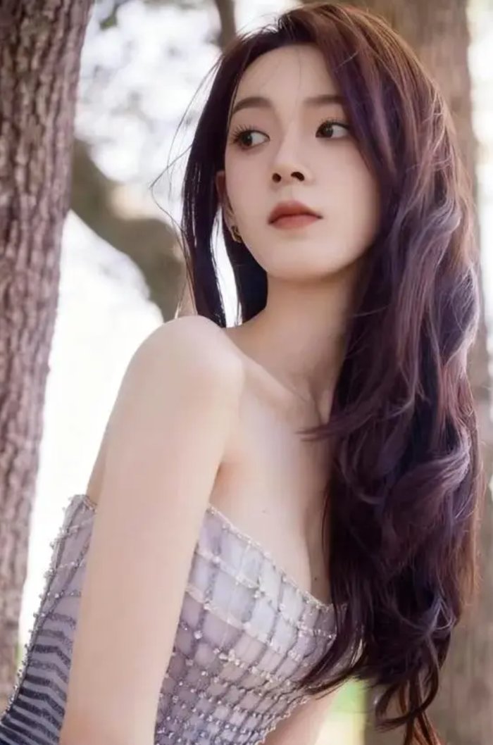 Dù sở hữu lượng người hâm mộ ổn định nhờ thực lực diễn xuất, Trần Dao vẫn đang tìm kiếm một vai diễn bùng nổ tiếp theo sau dấu ấn của 'Vô Tâm Pháp Sư'. Ảnh: Sohu