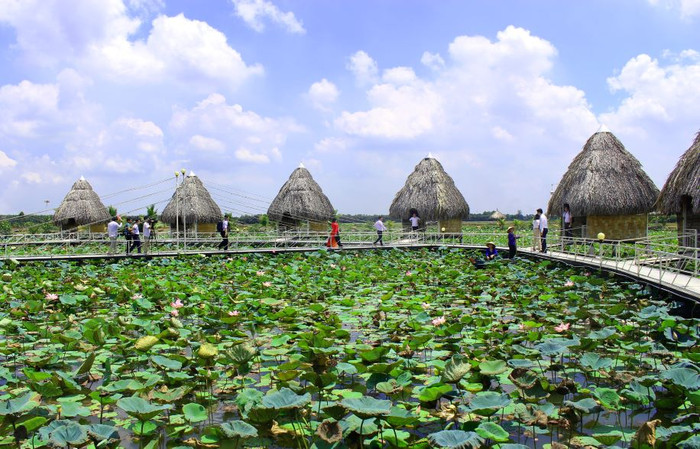 Gallery - Những góc sống ảo không phải ai cũng biết khi thăm quê Hồ Văn Cường - Saostar.vn