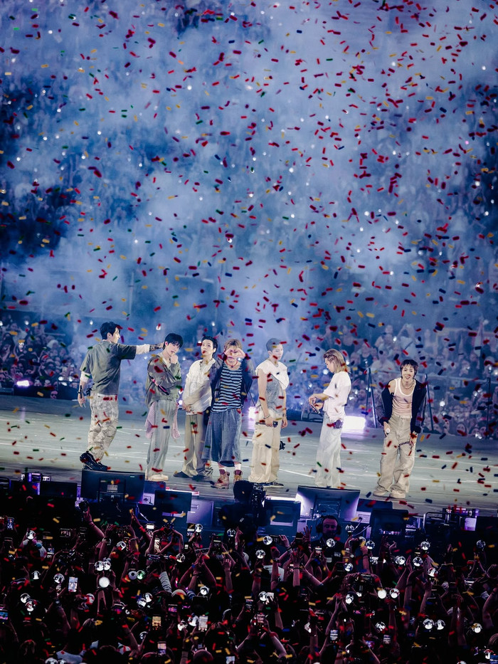 BTS kết thúc tour châu Âu bằng cột mốc chưa từng có trong sự nghiệp Ảnh 3