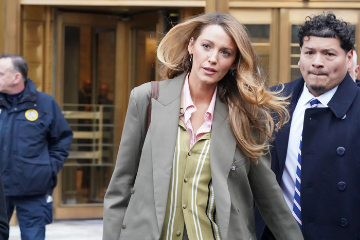 Blake Lively đệ đơn yêu cầu Justin Baldoni thanh toán hơn 8 triệu USD chi phí luật sư và tố tụng.