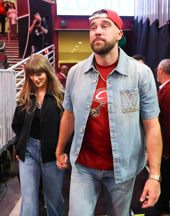 Khách mời lễ cưới Taylor Swift đều phải ký thỏa thuận bảo mật đều phải ký thỏa thuận bảo mật.