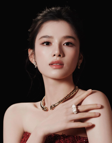 Nhan sắc xinh đẹp của Trương Tịnh Nghi. Ảnh: Reddit&nbsp;