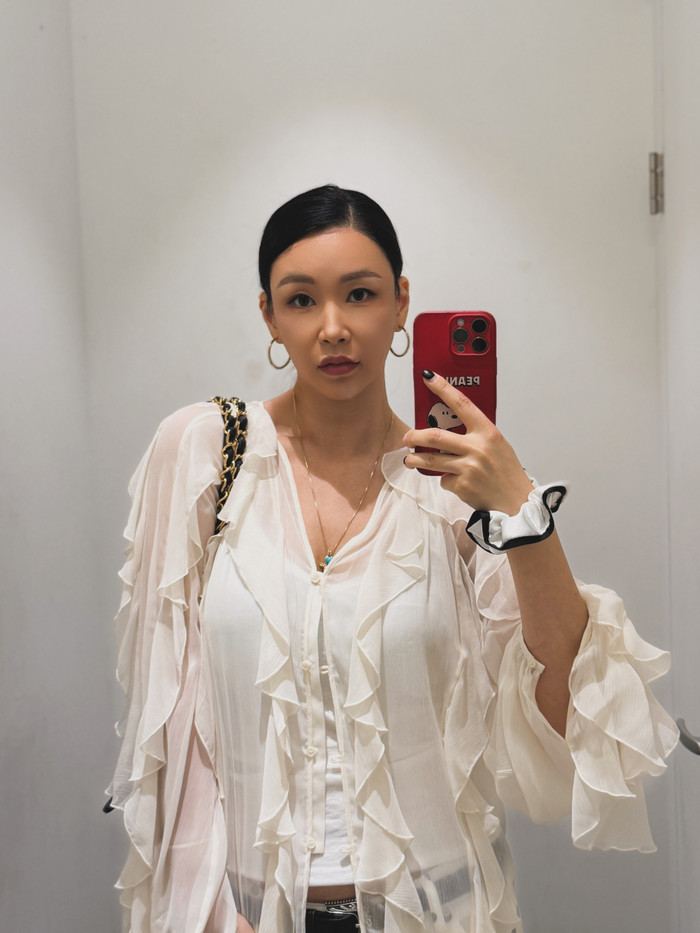 Nghi vấn văng tục khiến Bae Yoon Jung thành tâm điểm. (Nguồn: Instagram nhân vật)