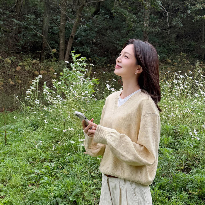 Baek Jin Hee thẳng thắn nhìn lại những trải nghiệm trong tình yêu. (Nguồn: Instagram nhân vật)