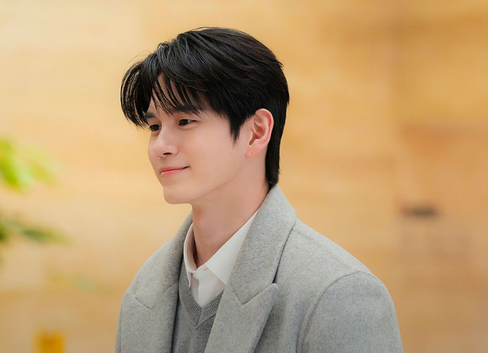 Ong Seung Wu với vai Kang Min Hwan trong “Spooky in Love”. Ảnh: TvN