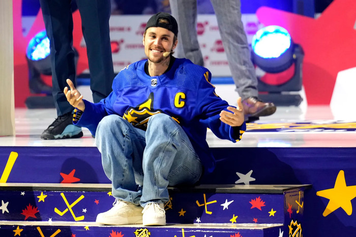 Justin Bieber được đồn đoán biểu diễn tại chung kết World Cup, sánh vai cùng Madonna, Shakira và BTS Ảnh 4