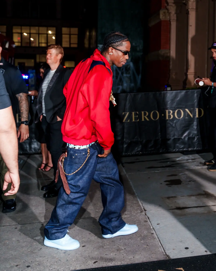 Đây không phải lần đầu Travis Scott bị nhắc tên trong những vụ xô xát tại các sự kiện dành cho giới thượng lưu.&nbsp;