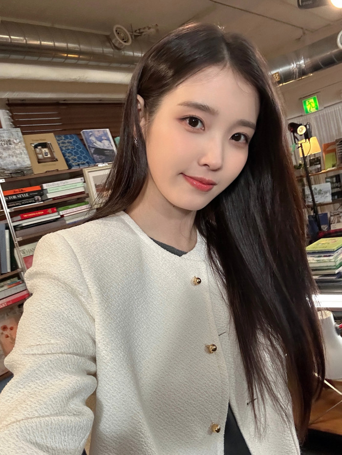 IU kiên quyết bảo vệ danh dự trước những thông tin sai lệch. (Nguồn: Instagram nhân vật)