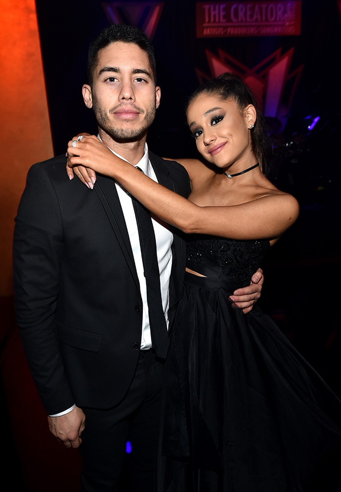 Ariana Grande được đồn đoán tái hợp với vũ công kiêm biên đạo Ricky Álvarez.
