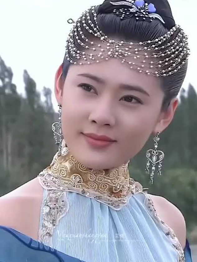 Tạo hình Thạch Quan Âm trên màn ảnh, mỹ nhân phản diện được nhiều khán giả xem là đẹp và nguy hiểm nhất trong thế giới võ hiệp Cổ Long.