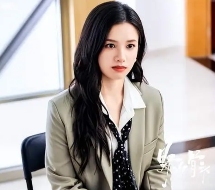 &nbsp;Nhiều người nhận định Trương Tịnh Nghi có tiềm năng phát triển bền vững nhờ khả năng lựa chọn kịch bản chất lượng. Ảnh: NSX