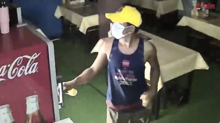 Vào quán ăn trộm đồ, người đàn ông bỏ quên một thứ khó tin Ảnh 1