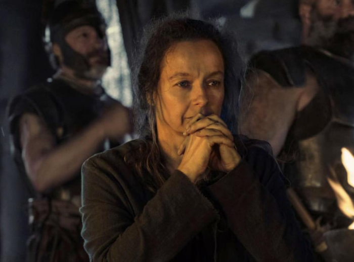 Ngôi vị cao nhất thuộc về Samantha Morton trong vai nữ phù thủy Circe. Ảnh: NSX