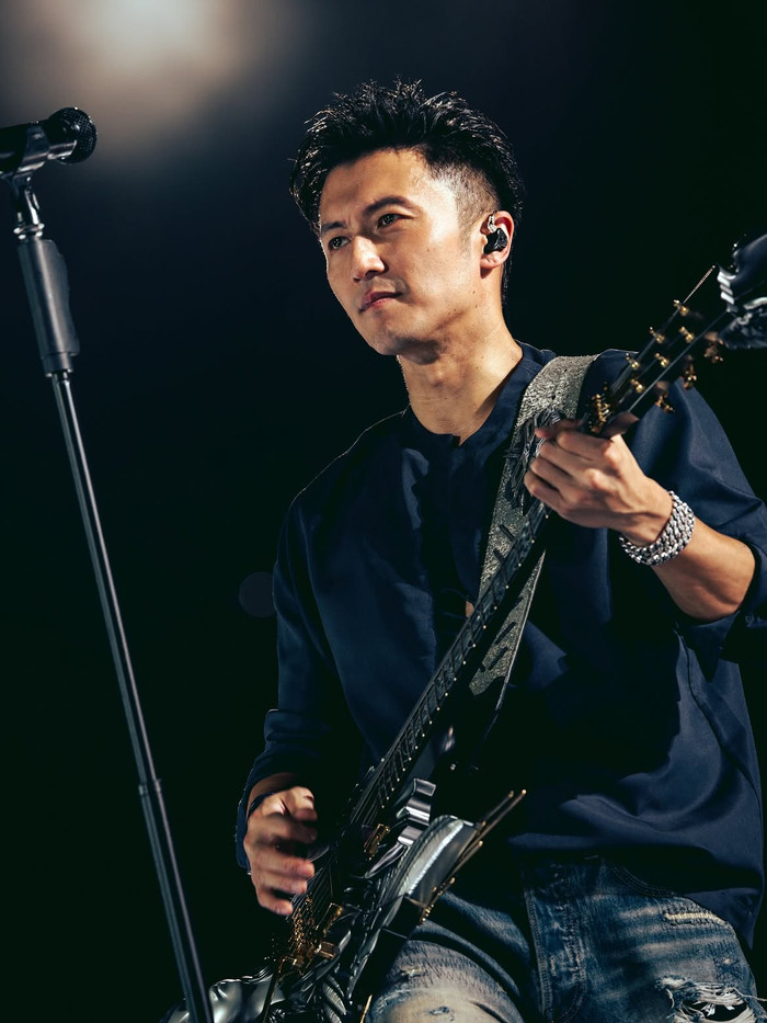 Tạ Đình Phong không hủy concert sau khi cha ruột qua đời Ảnh 4