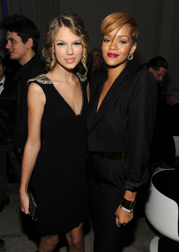Taylor Swift sắp xô đổ cột mốc huyền thoại của Rihanna Ảnh 1