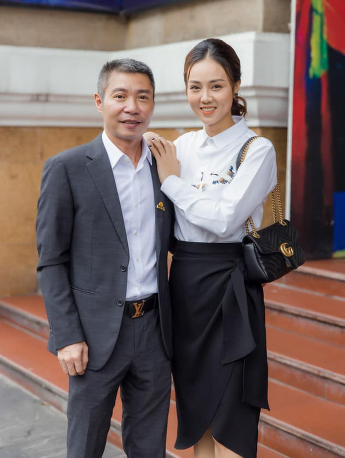 Khép lại bài đăng, vợ Công Lý gửi lời xin lỗi tới những ai cảm thấy không thoải mái vì phát ngôn của cô.