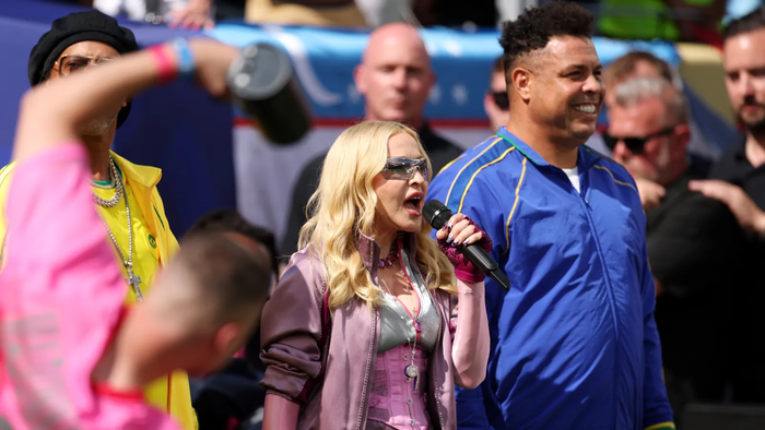 Madonna vướng tranh cãi liên quan ông Donald Trump Ảnh 1