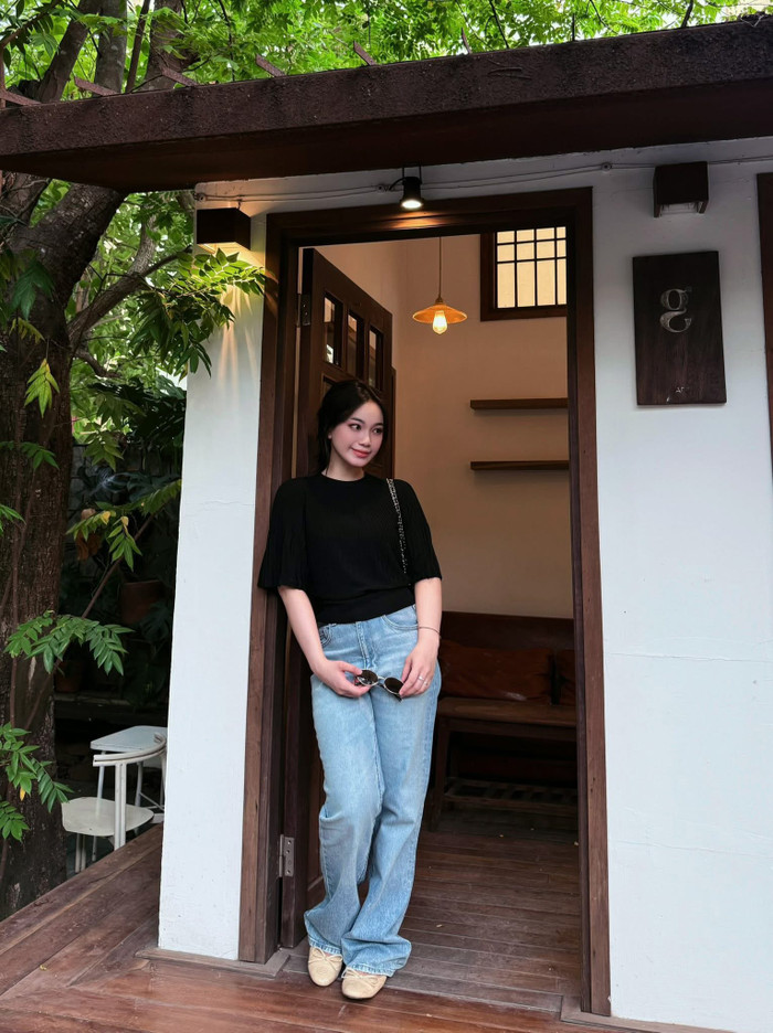 Vợ Hồ Văn Cường là giáo viên. Nguyễn Linh được nhận xét có ngoại hình xinh đẹp. Ảnh: FBNV
