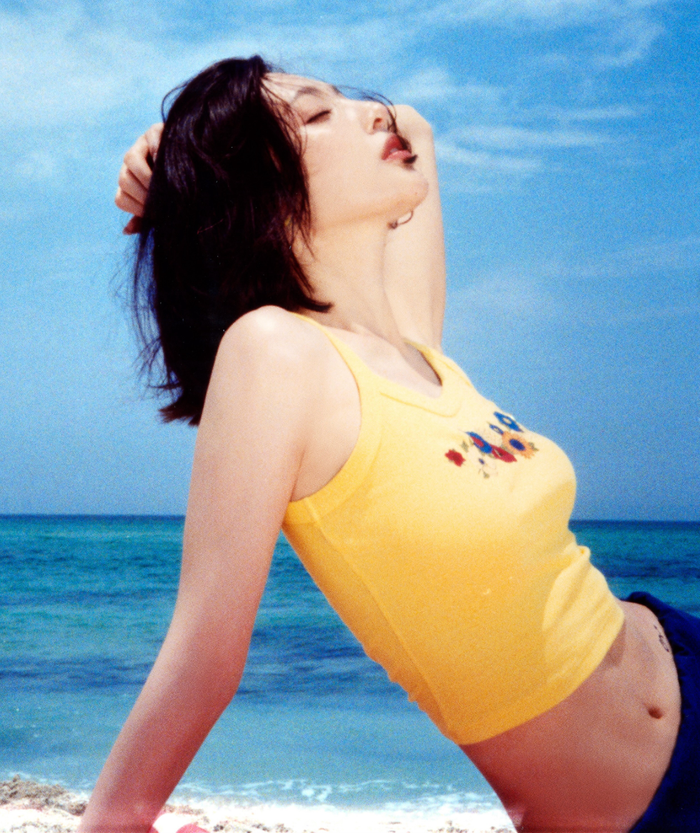 Joy (Red Velvet) khoe vóc dáng quyến rũ trong tạo hình 'nữ hoàng mùa hè' Ảnh 3