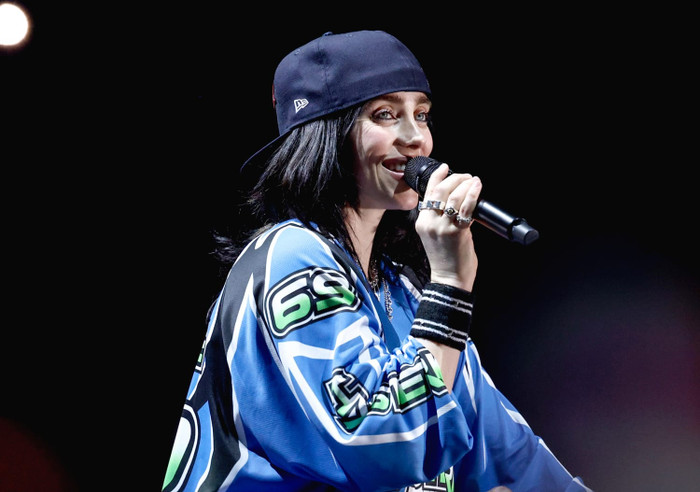 Charlie Puth ngầm chỉ trích Billie Eilish? Ảnh 4