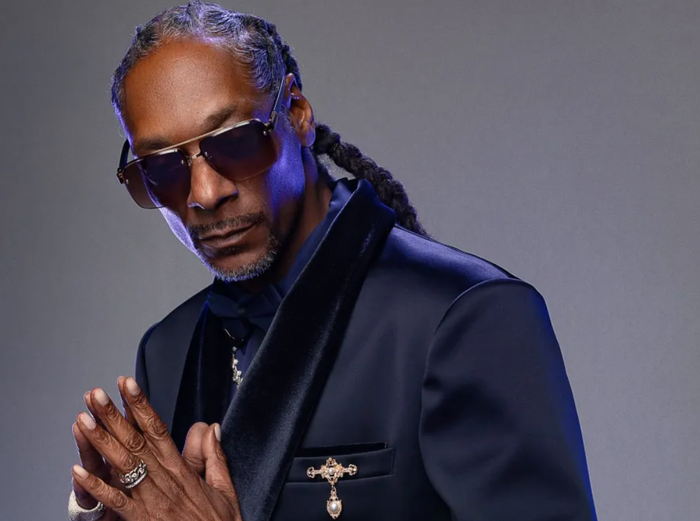 Dự án điện ảnh về cuộc đời biểu tượng làng rap Snoop Dogg chính thức ấn định lịch ra mắt mùa hè 2027.