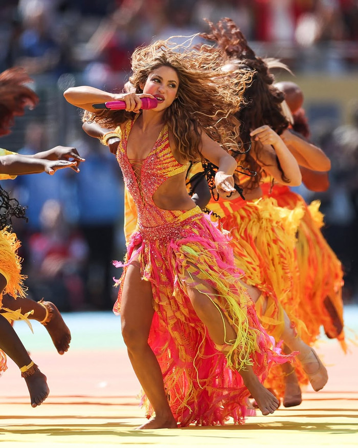 World Cup đã khép lại, Shakira vẫn tạo nên cú bứt phá ấn tượng tại Brazil Ảnh 1