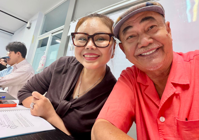 Lần xuất hiện cùng nhau của NSND Việt Anh và diễn viên Lê Giang nhanh chóng trở nhận được sự quan tâm lớn của người hâm mộ. Ảnh: FBNV
